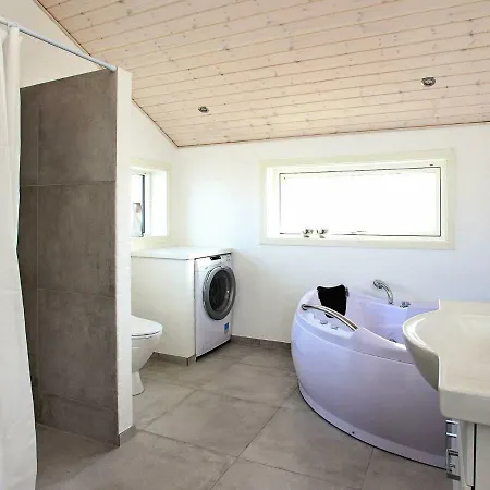 Three-bedroom Holiday In Hjorring 22 * Lønstrup
